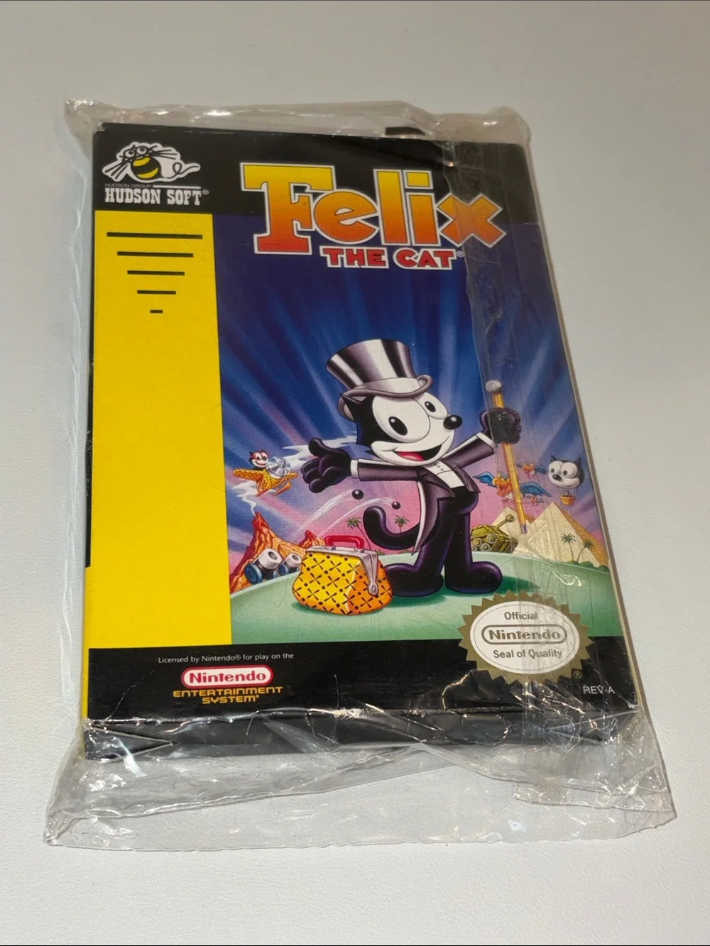 1985 Felix The Cat Nintendo NES Game with poster and original Packaging